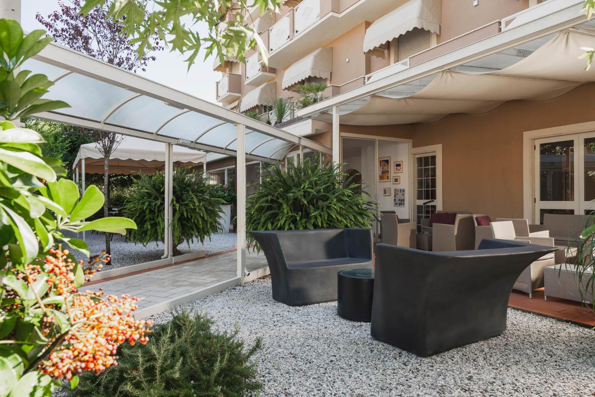 Hotel Azzurra Marina di Pietrasanta Eksteriør bilde