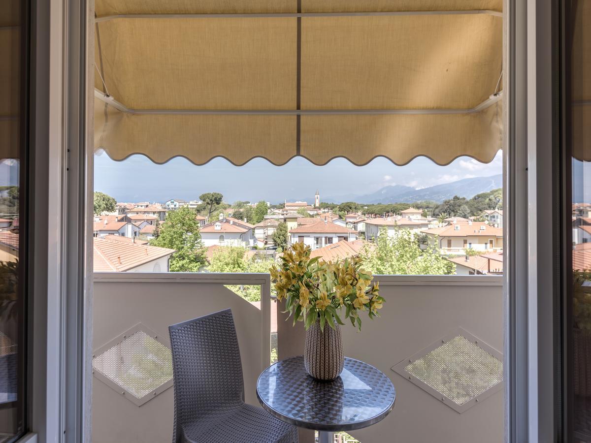 Hotel Azzurra Marina di Pietrasanta Eksteriør bilde